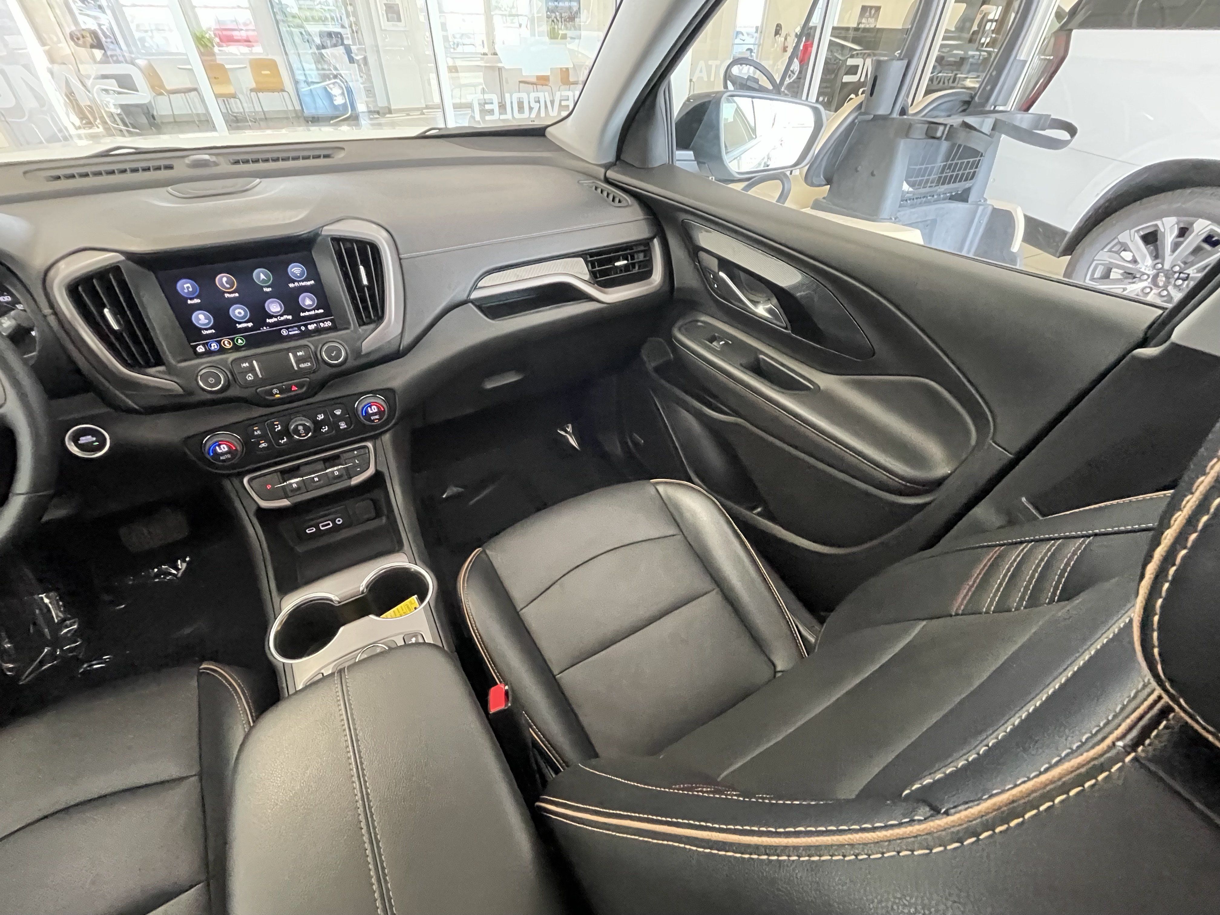 Used 2024 GMC Terrain AT4 w/ Infotainment Package II AWD/4WD image 32