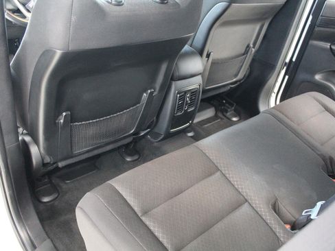 Used 2022 Jeep Grand Cherokee Laredo E AWD/4WD image 17