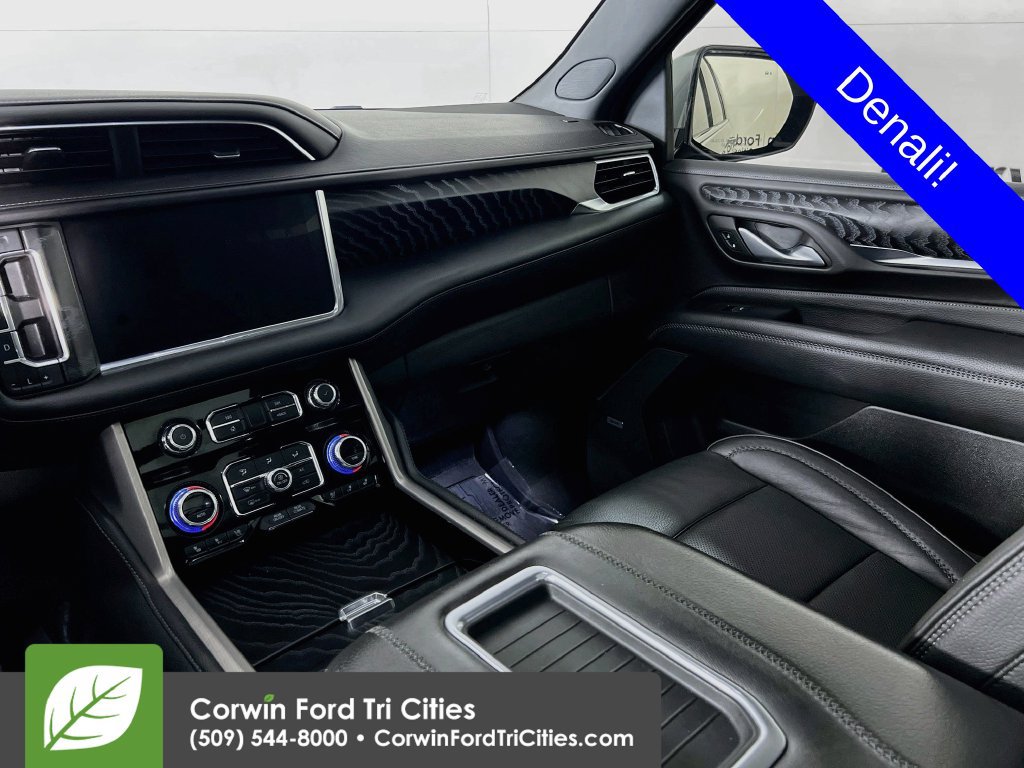 Used 2022 GMC Yukon XL Denali AWD/4WD image 29