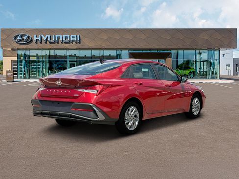 New 2025 Hyundai Elantra Blue image 7
