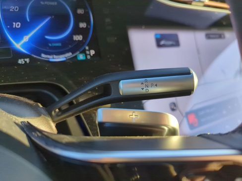 Used 2023 Mercedes-Benz EQS 580 580 image 25