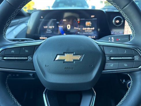 Used 2026 Chevrolet Equinox EV LT image 34