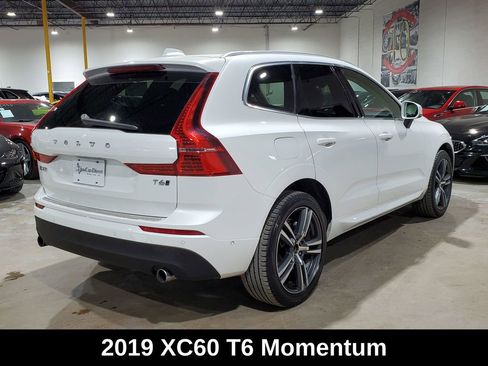 Used 2019 Volvo XC60 T6 Momentum w/ Advanced Package AWD/4WD image 10