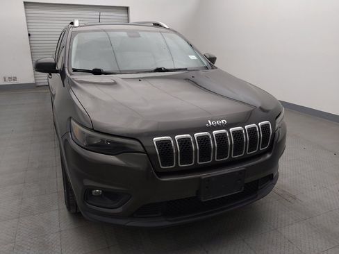 Used 2020 Jeep Cherokee Latitude Plus image 14