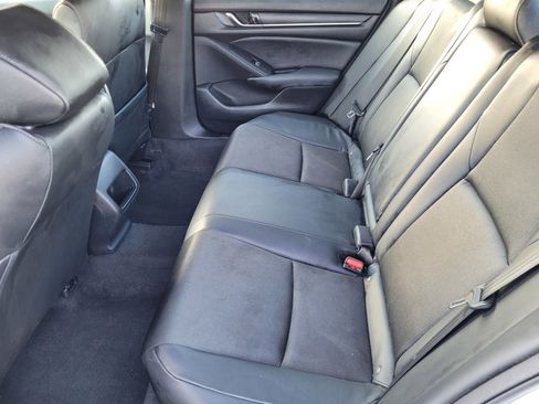 Used 2022 Honda Accord Sport image 11