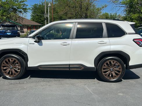 Certified 2025 Subaru Forester Sport w/ Popular Package AWD/4WD image 9
