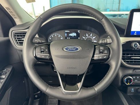 Used 2022 Ford Escape SE w/ Convenience Package image 4