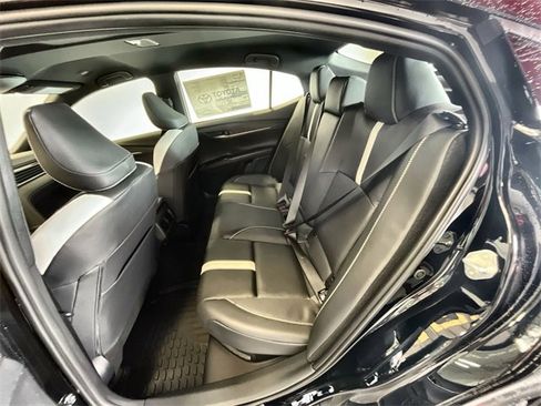New 2026 Toyota Camry SE image 29