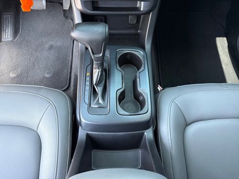 Used 2019 Chevrolet Colorado W/T w/ WT Convenience Package RWD image 15