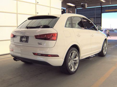 Used 2017 Audi Q3 2.0T Premium Plus w/ Premium Plus Package image 4