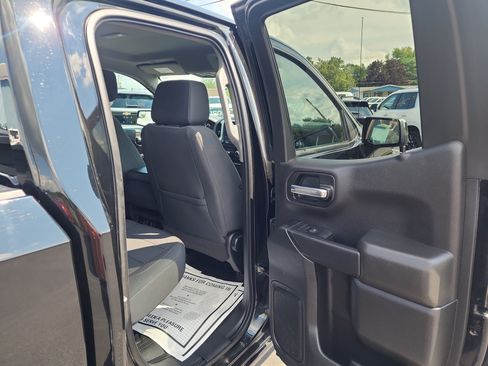 Certified 2021 Chevrolet Silverado 1500 LT AWD/4WD image 29