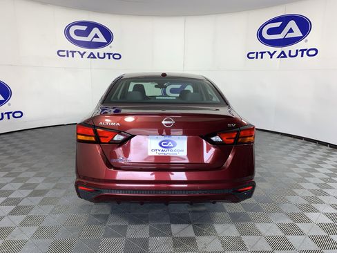 Used 2023 Nissan Altima 2.5 SV FWD image 4
