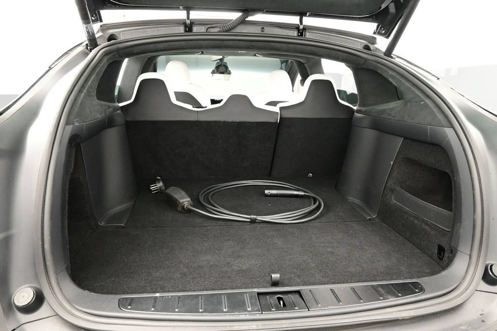 Used 2023 Tesla Model X AWD/4WD image 14