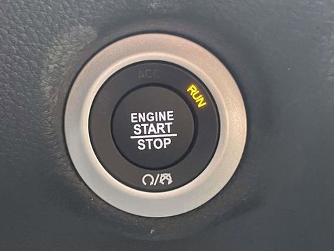 New 2026 Chrysler Pacifica Select image 31