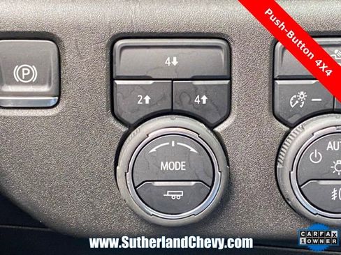 Used 2025 Chevrolet Silverado 2500 LT w/ Convenience Package AWD/4WD image 32