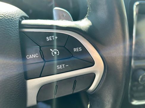 Used 2015 Dodge Durango Limited w/ Nav & Power Liftgate Group image 19