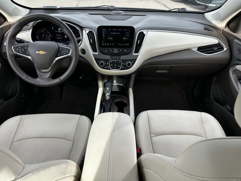 Used 2024 Chevrolet Malibu LT image 15