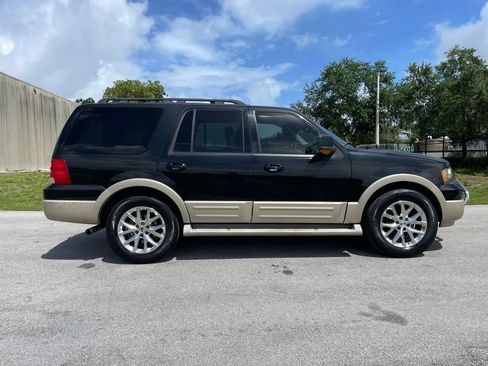 Used 2005 Ford Expedition Eddie Bauer image 5