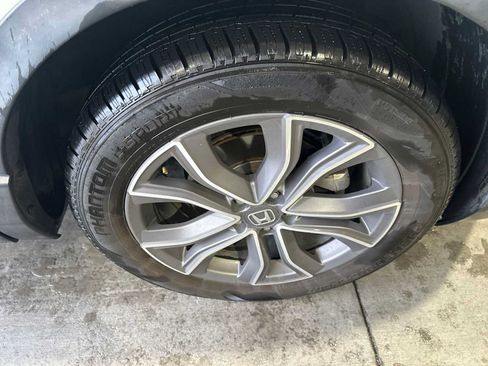 Used 2020 Honda CR-V Touring image 5