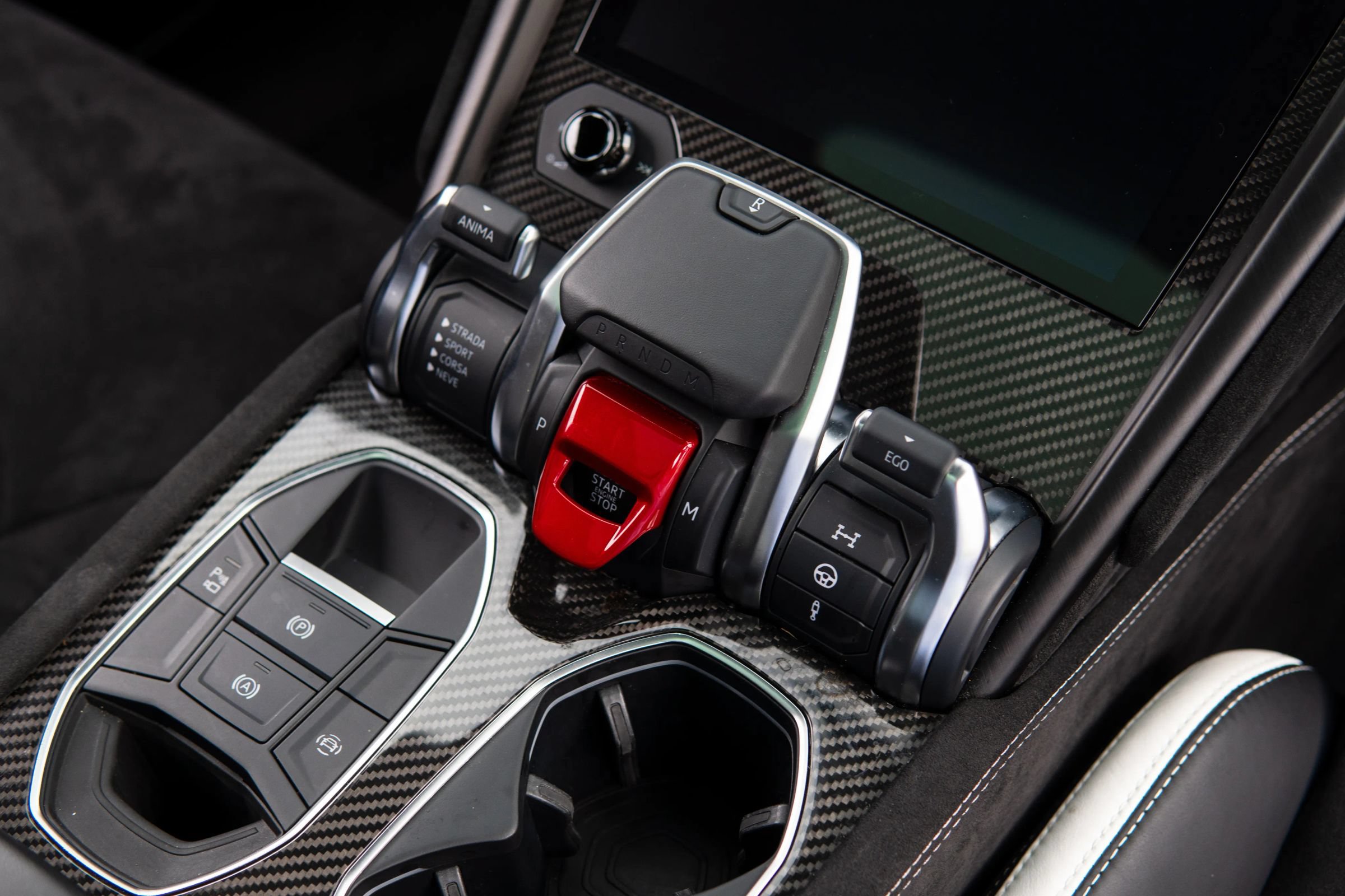 Used 2024 Lamborghini Urus S AWD/4WD image 40