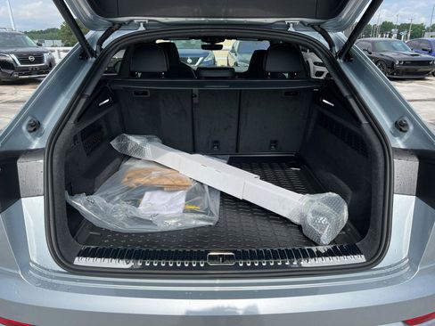 New 2025 Audi SQ8 Prestige image 12