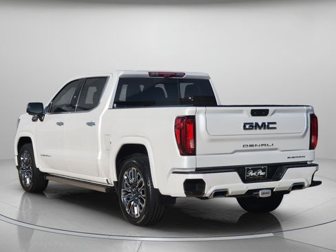 Used 2024 GMC Sierra 1500 Denali Ultimate AWD/4WD image 3