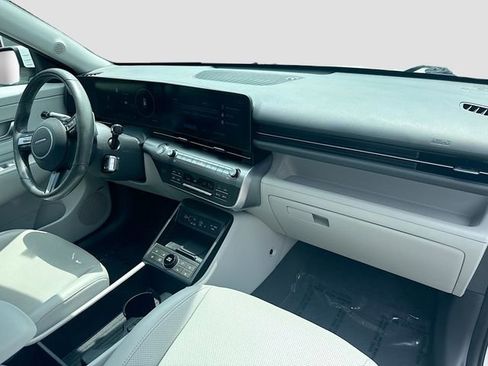 Used 2024 Hyundai Kona Limited FWD image 27