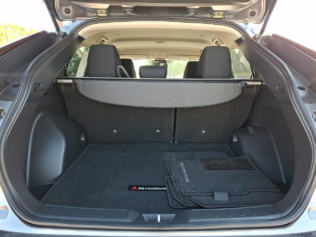Used 2024 Mitsubishi Eclipse Cross AWD image 29