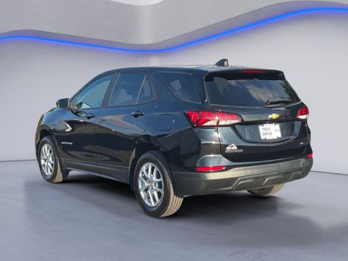 Used 2023 Chevrolet Equinox LS image 11