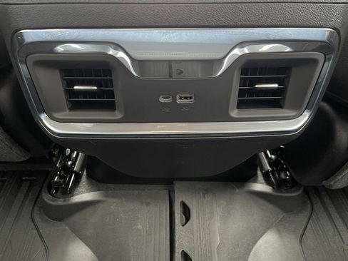 New 2026 GMC Sierra 1500 Elevation w/ Elevation Premium Package AWD/4WD image 22