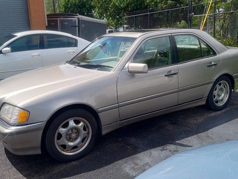 Used 1998 Mercedes-Benz C 230 image 5