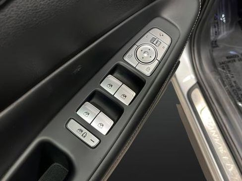 Used 2023 Hyundai Santa Fe Calligraphy image 21