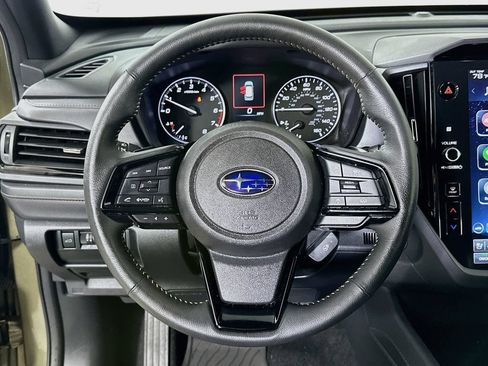 Used 2025 Subaru Forester Touring AWD/4WD image 18