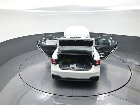 New 2025 Subaru Legacy Limited image 13