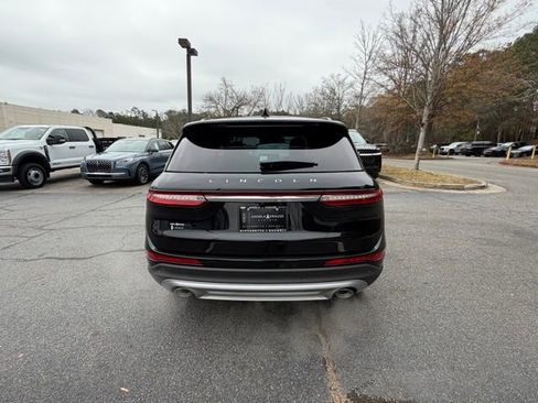 New 2026 Lincoln Corsair Premiere image 8