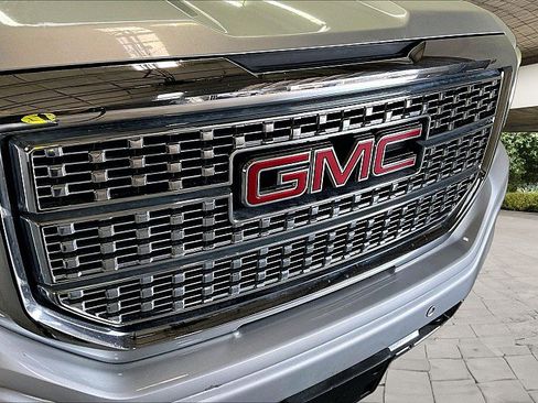 Used 2017 GMC Sierra 1500 Denali RWD image 23
