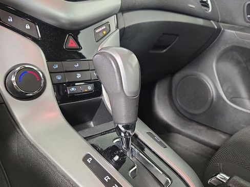 Used 2014 Chevrolet Cruze LT FWD image 20
