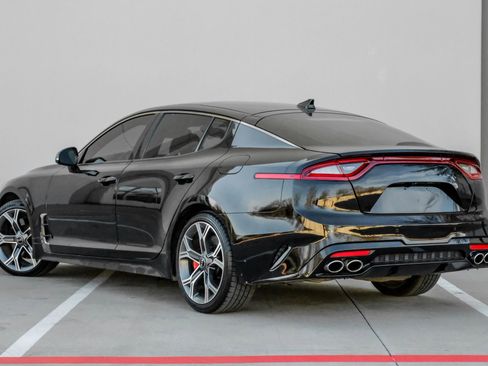 Used 2019 Kia Stinger GT2 image 8