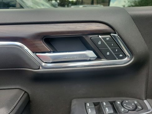 Used 2024 GMC Sierra 1500 SLT w/ SLT Premium Plus Package image 22