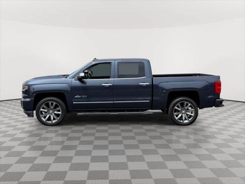 Used 2018 Chevrolet Silverado 1500 LTZ Z71 w/ Centennial Edition AWD/4WD image 4