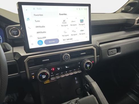 Certified 2025 Toyota 4Runner Limited image 17