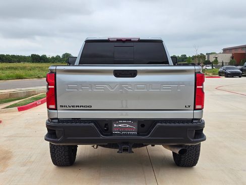 Used 2025 Chevrolet Silverado 2500 LT w/ Trail Boss Package AWD/4WD image 7