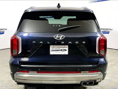 Used 2024 Hyundai Palisade Calligraphy FWD image 4