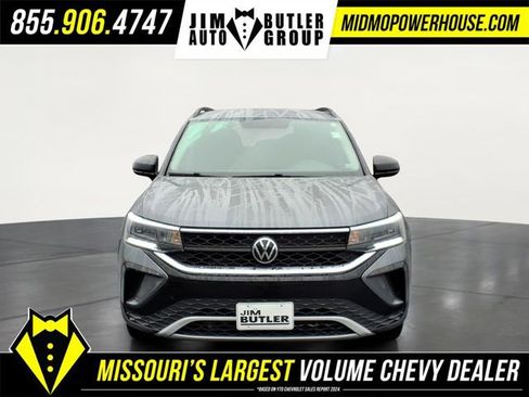 Used 2022 Volkswagen Taos S image 11