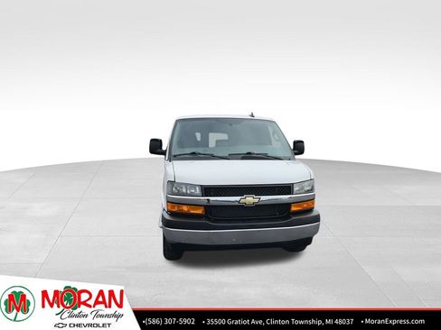 Used 2024 Chevrolet Express 2500 w/ Driver Convenience Package image 3