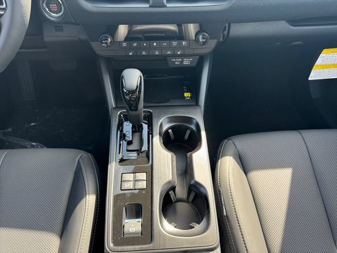 New 2026 Subaru Outback Limited XT AWD/4WD image 12