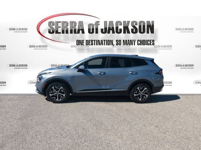 Certified 2025 Kia Sportage EX FWD image 5