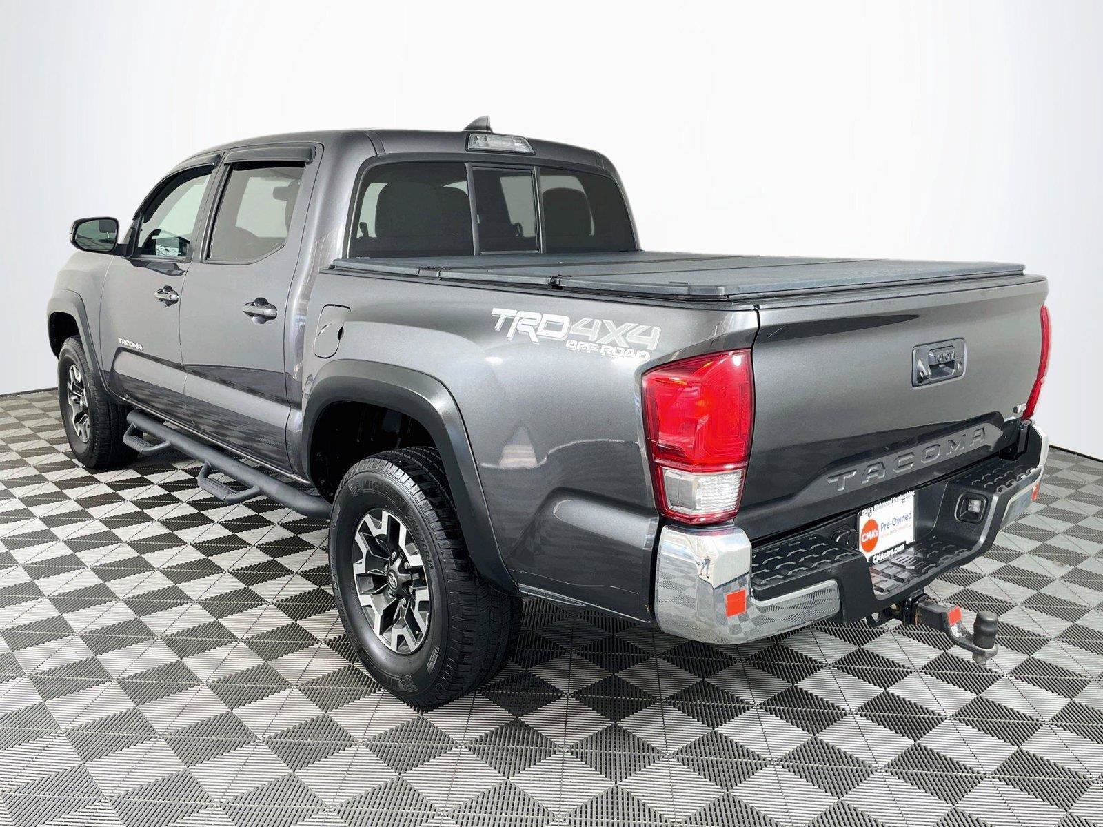Used 2016 Toyota Tacoma TRD Off-Road w/ Towing Package AWD/4WD image 6