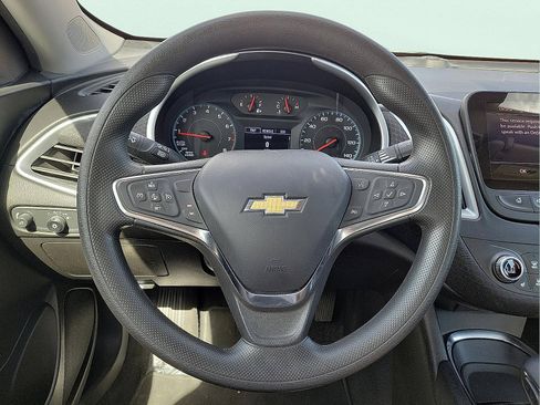 Used 2023 Chevrolet Malibu LT image 19