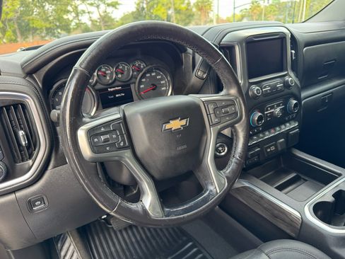 Used 2021 Chevrolet Silverado 1500 LTZ image 16